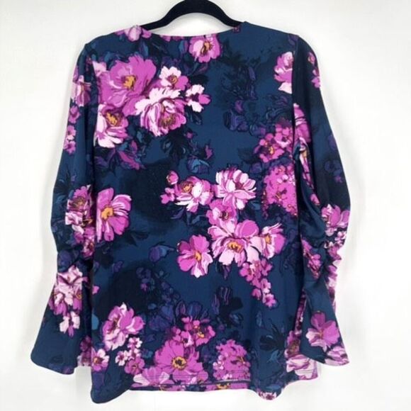 Susan Graver Floral Stretch Knit Bell Sleeve Blouse Small Dark Romantic Floral - Picture 2 of 6